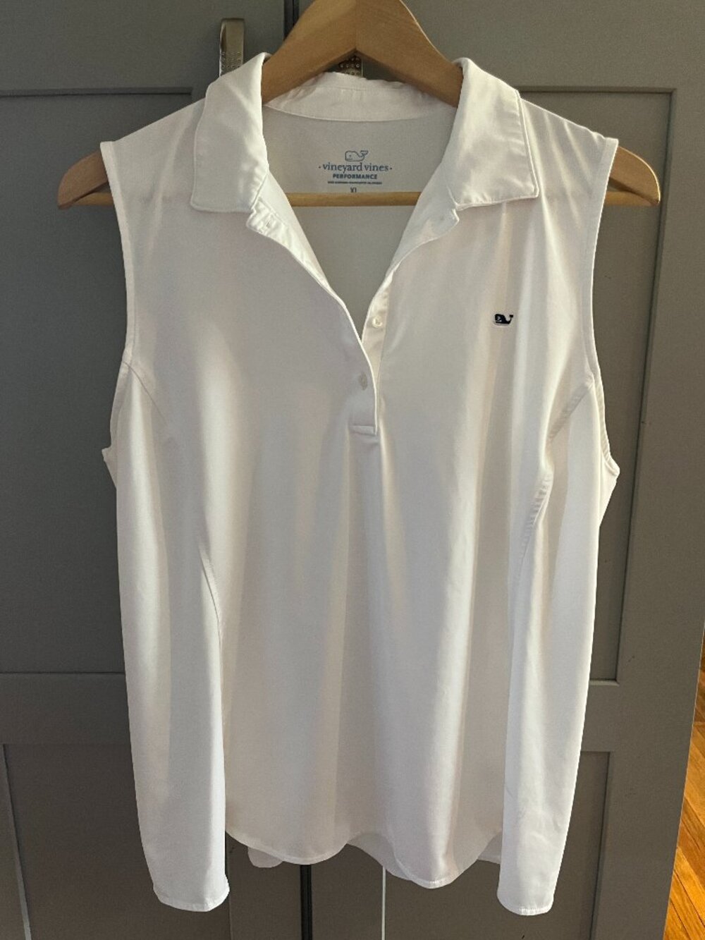 Vineyard Vines Logo Performance Sleeveless Polo